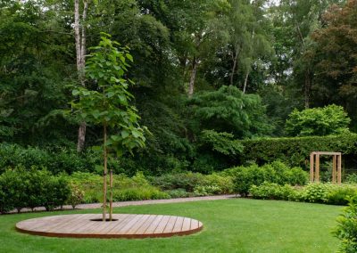 groene natuurlijke tuin met pergola (11)